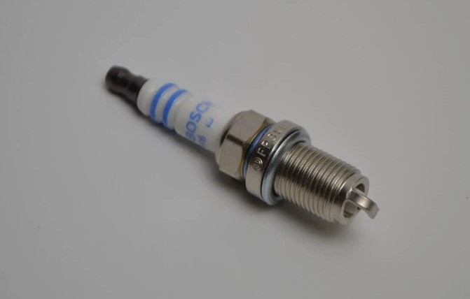 Свеча зажигания FR3KII332 BOSCH ОРИГИНАЛ 0242255511