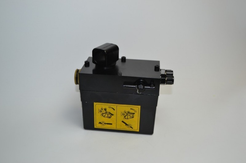 Насос подъема кабины 40.506.900к5