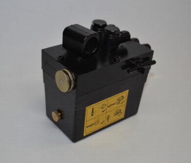 Насос подъема кабины 40.506.900к4